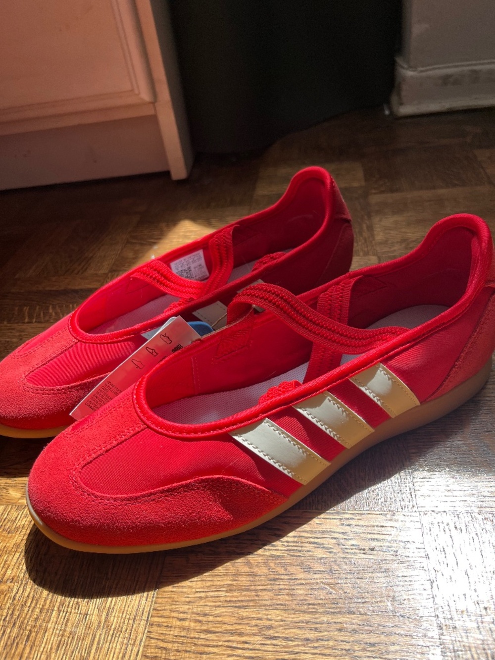 Brand New Adidas Barreda Mary Jane’s - Red Size 9 🎈💥🍓🚨🍒💄⛽️🍎